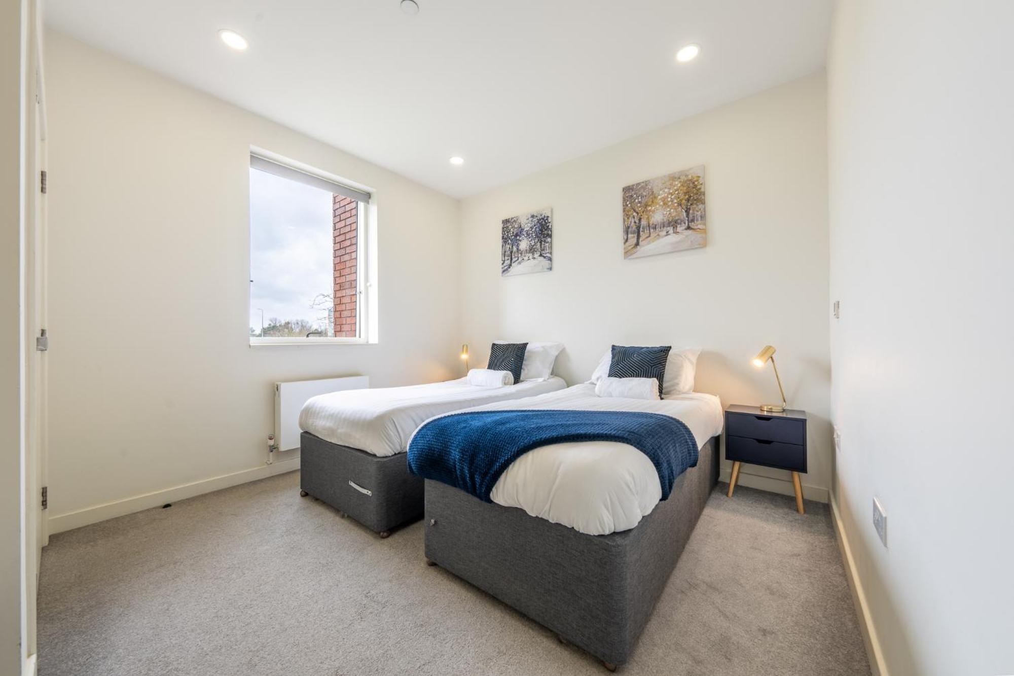 Luxury 1 Bedroom Serviced Apartment With Roof Terrace & Gym Stevenage Dış mekan fotoğraf