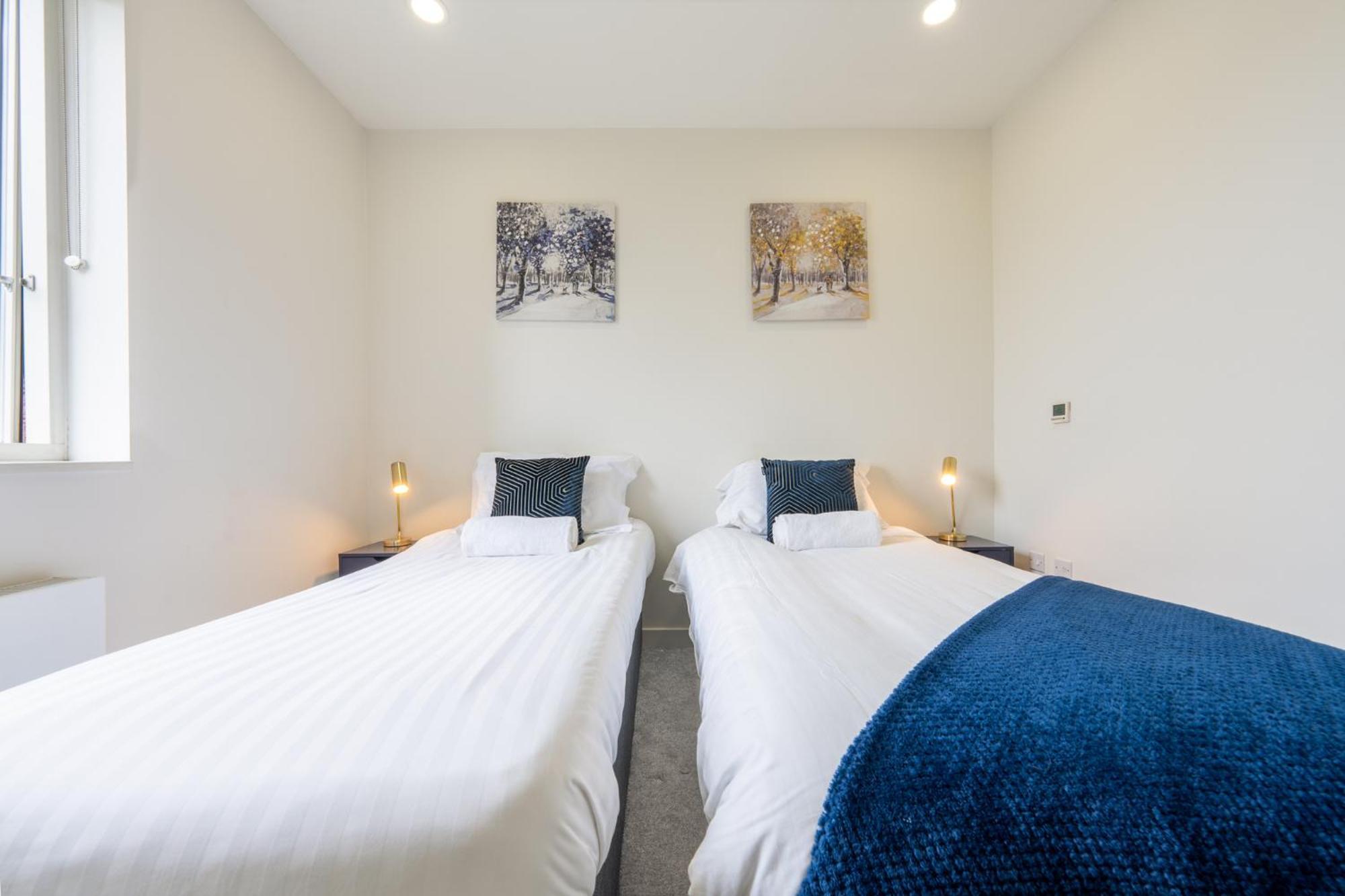 Luxury 1 Bedroom Serviced Apartment With Roof Terrace & Gym Stevenage Dış mekan fotoğraf