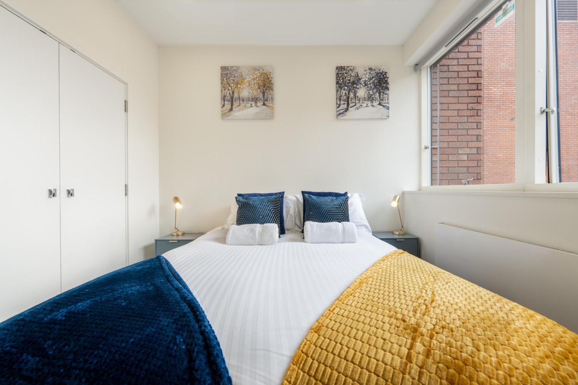 Luxury 1 Bedroom Serviced Apartment With Roof Terrace & Gym Stevenage Dış mekan fotoğraf