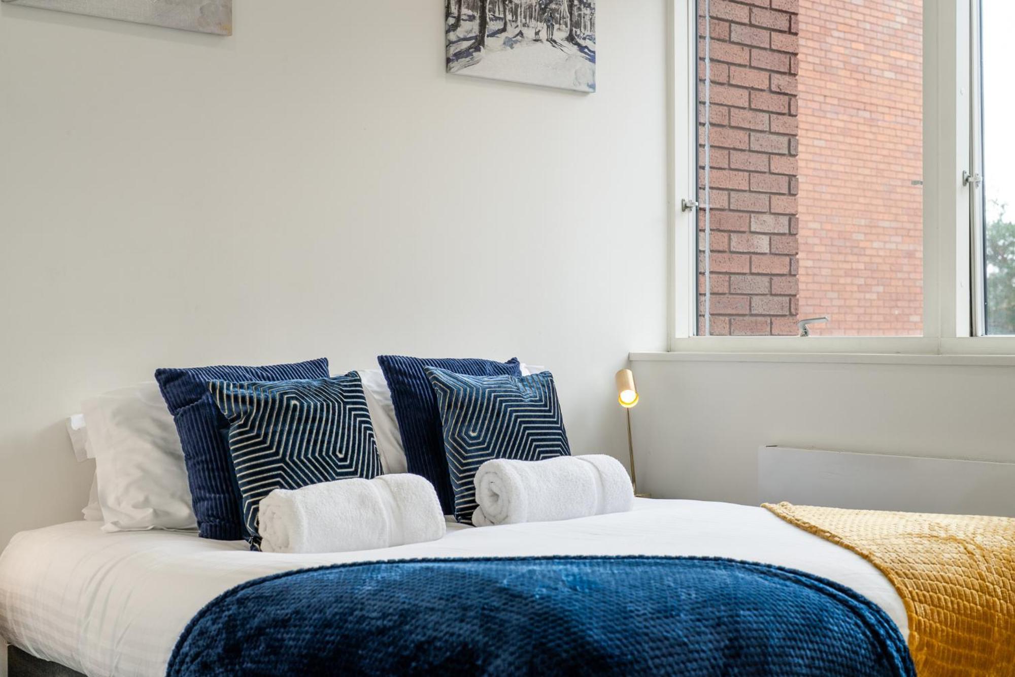 Luxury 1 Bedroom Serviced Apartment With Roof Terrace & Gym Stevenage Dış mekan fotoğraf